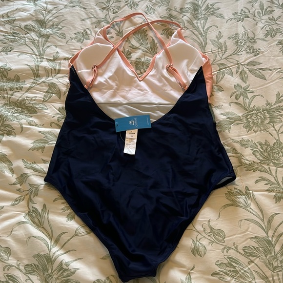 CUPSHE One Piece Swimsuit, Deep V Neck,  Crisscross Back, Color Block, Size L - Picture 5 of 11